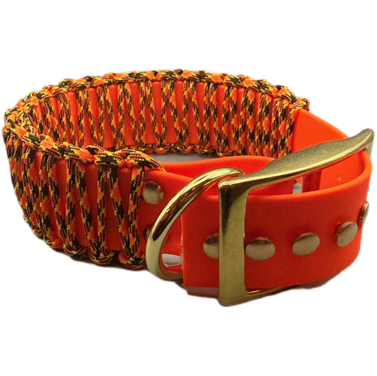 Collare per cane personalizzabile, in Biothane Beta, paracord tipo III, resistente, morbido, di colore arancione fluo di Orme Differenti
