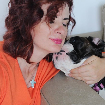 Consulenza fiori di bach per cani e gatti, daniela larivei con boxer, floriterapia, Orme Differenti